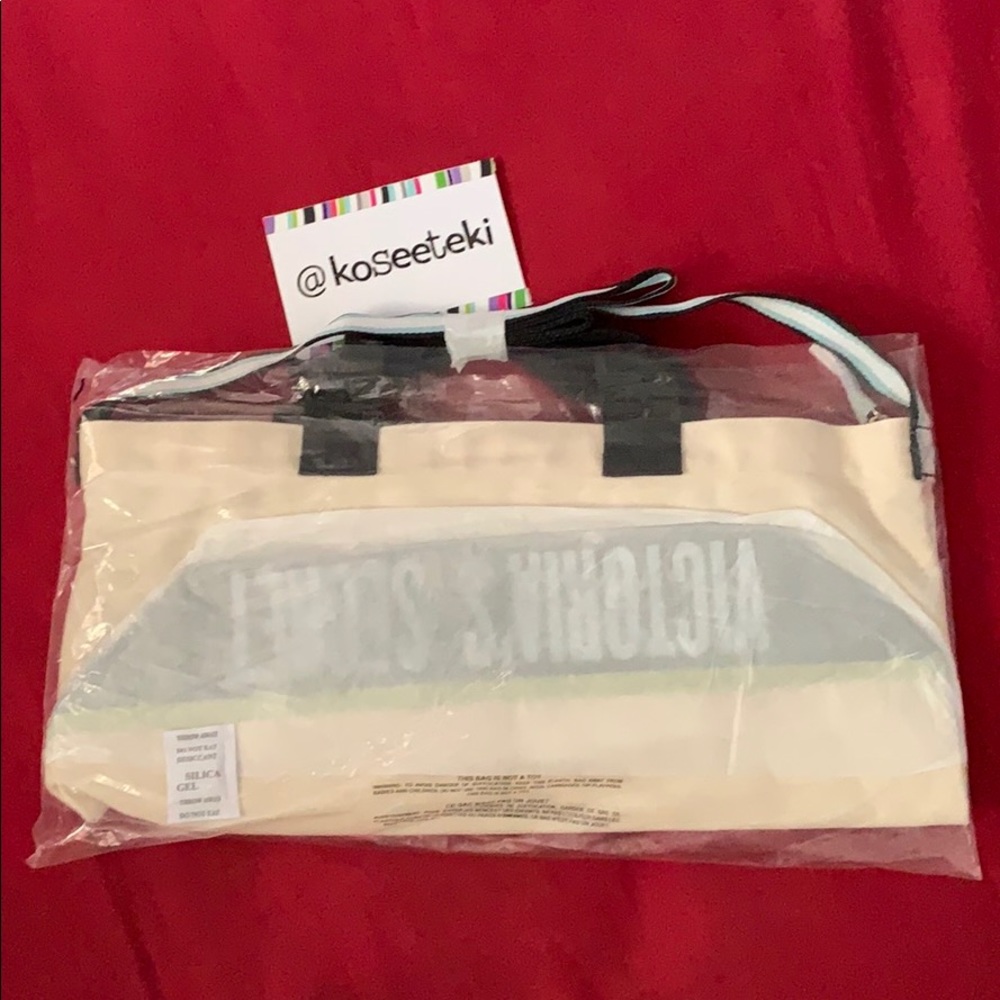 VS Cooler Tote 2019